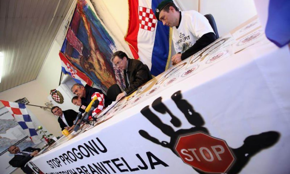 stop progonu hrvatskih branitelja trusić