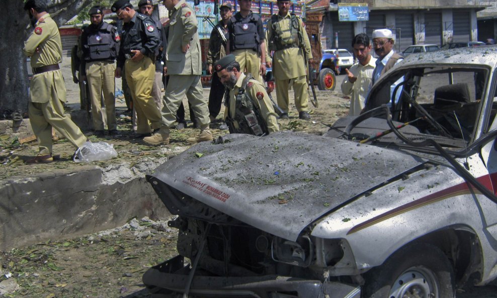 PAKISTAN BOMBAŠKI NAPAD