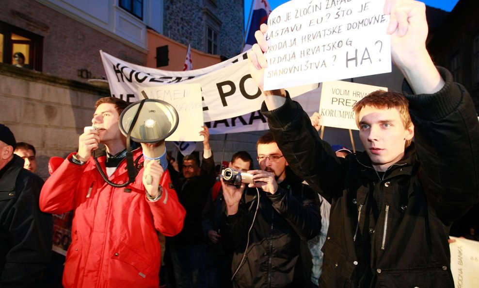 Prosvjed Zagreb 17.03. (10)