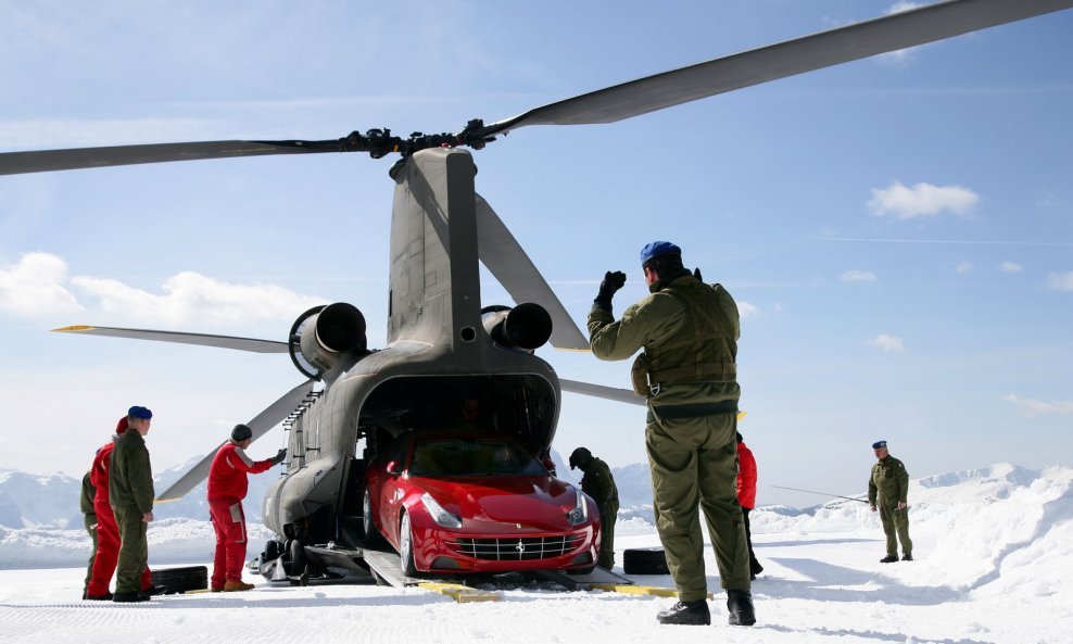 Ferrari-FF-3