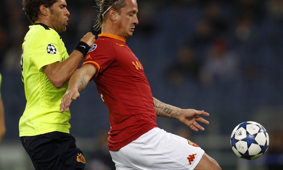 Roma - Basel, Philippe Mexes i Valentin Stocker