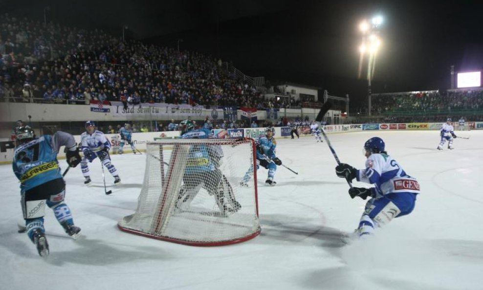 Medveščak-Linz Šalata 2011