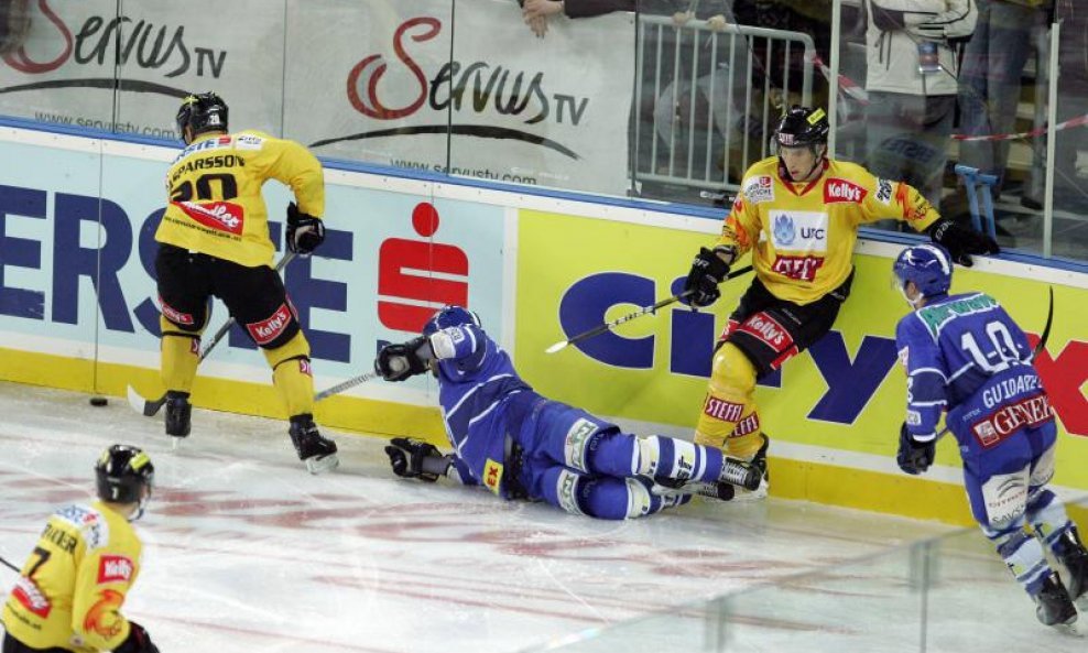 Medveščak-Vienna Capitals Ebel 2010-11