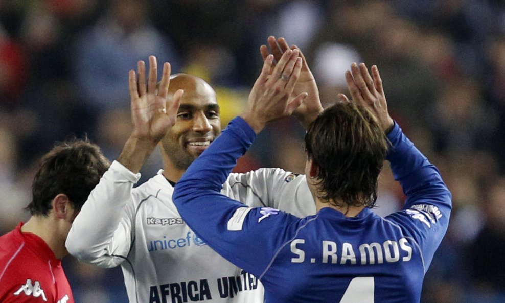 Frederic Kanoute i Sergio Ramos