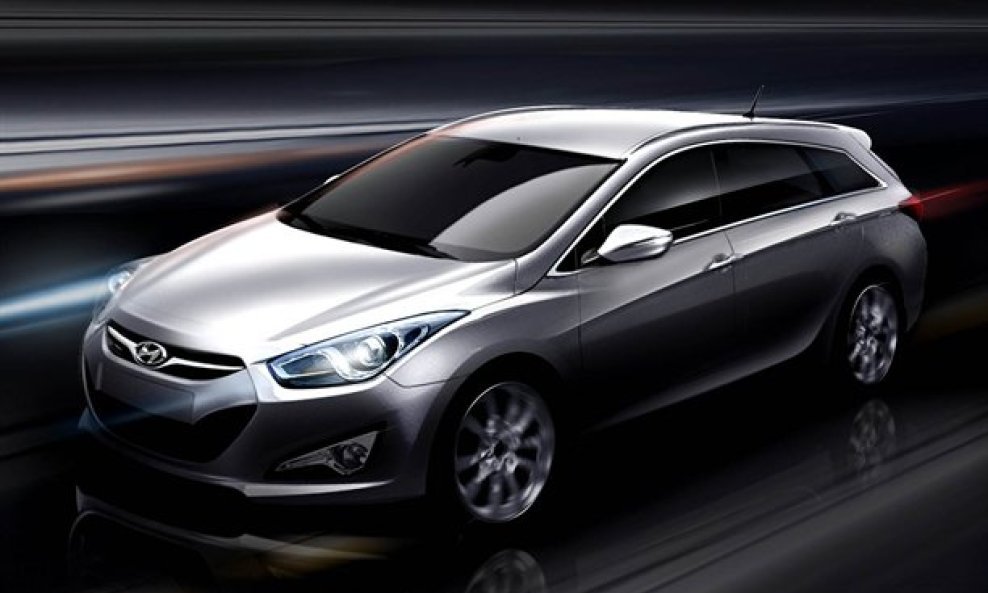 Hyundai-i40-14121010103096741600x1060