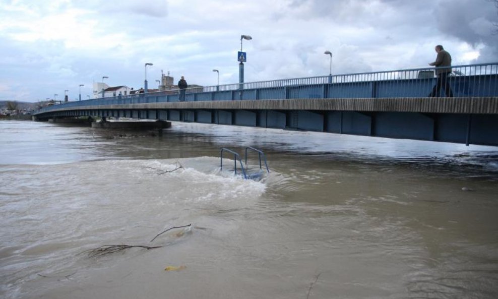 Poplava u Metkoviću 7