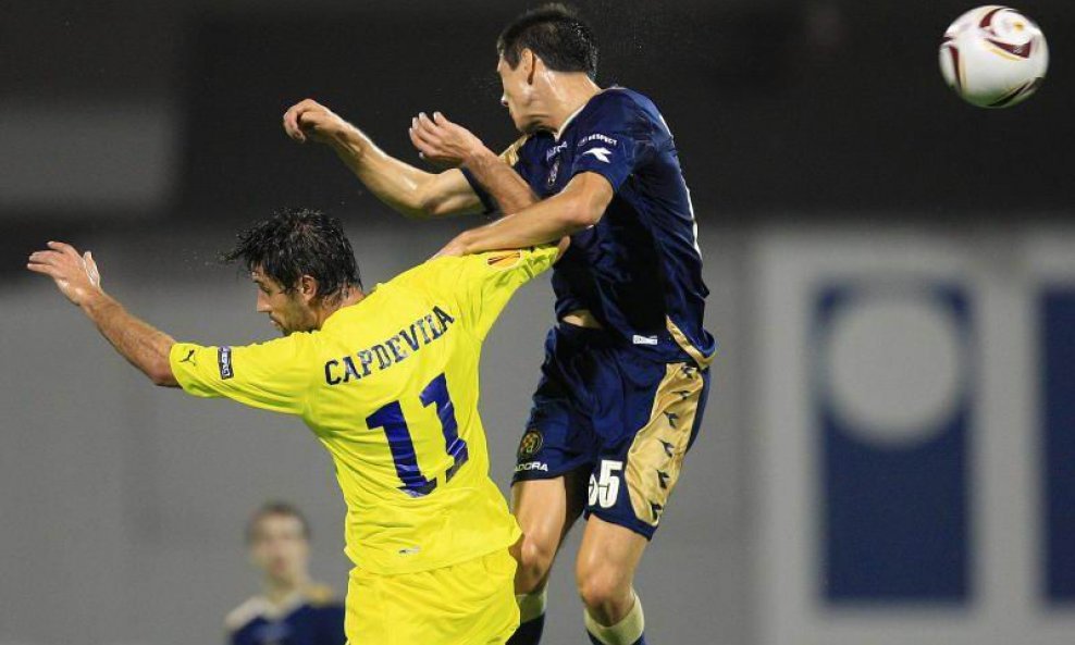Joan Capdevila i Ante Rukavina /Dinamo - Villarreal)
