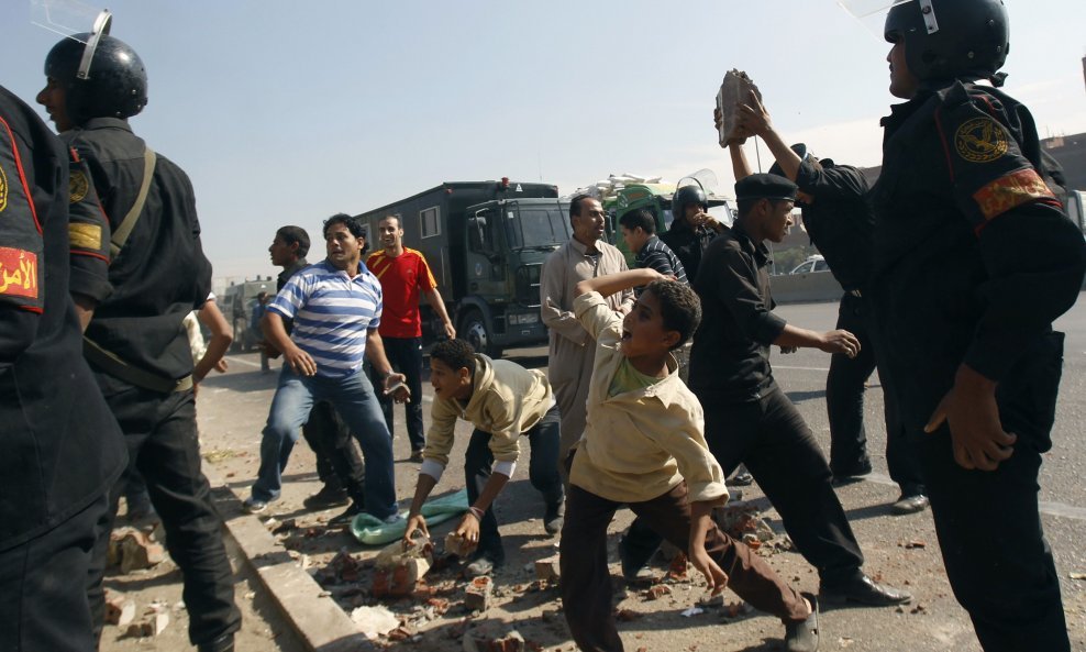 Sukob policije i kršćana u Kairu