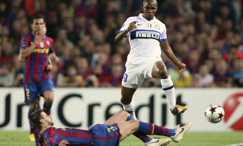 Samuel Eto'o vs. Gerard Pique