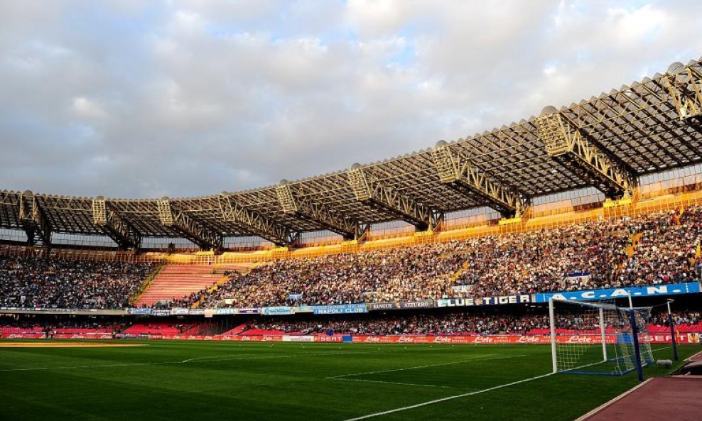 Stadion Sao Paolo, Napulj