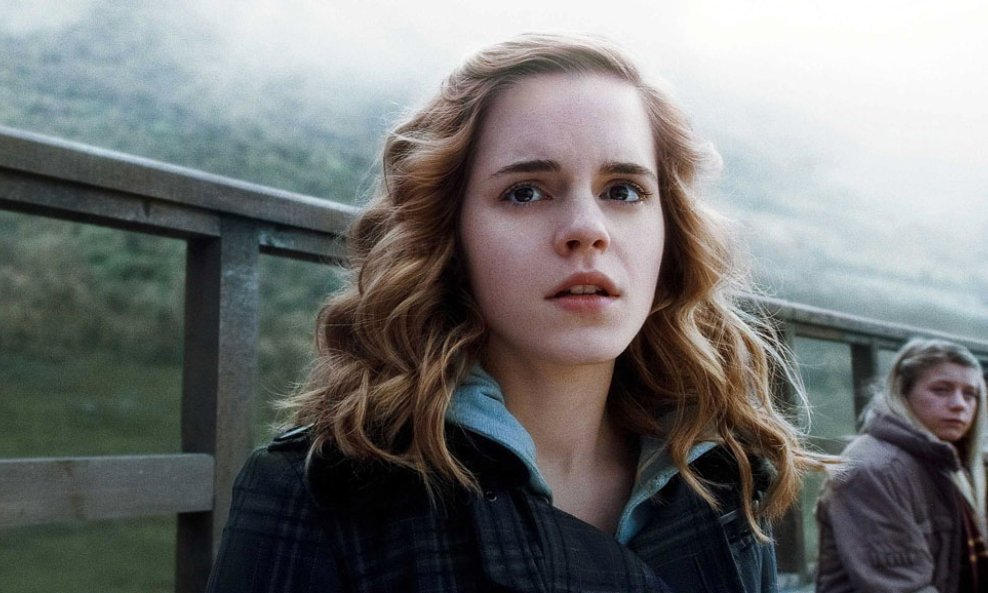 EMMA WATSON (4)