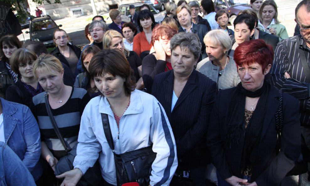 Štrajk glađu zaposlenica Kamenskog 11