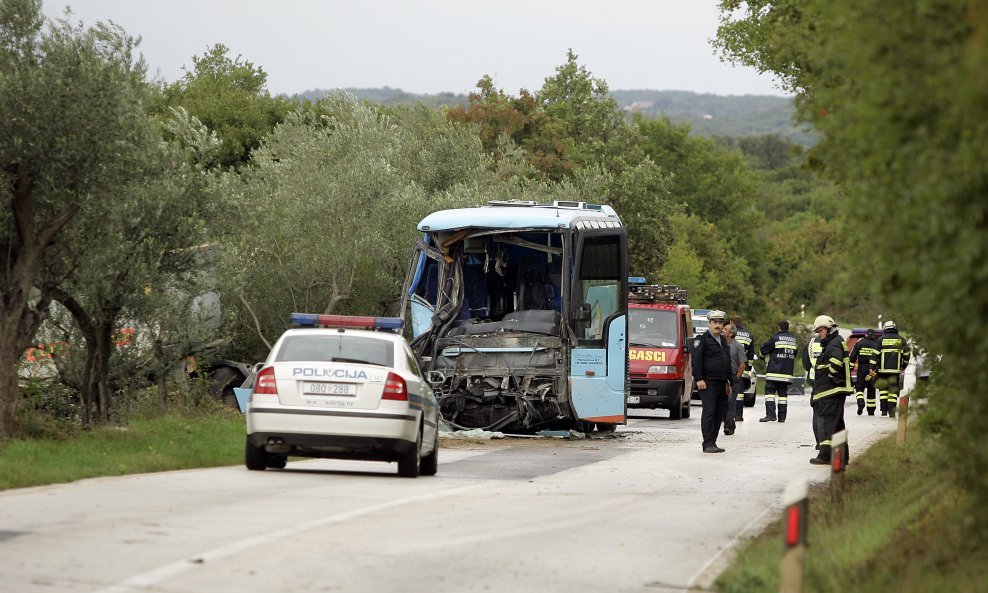 prometna AUTOBUS CROATIA BUS