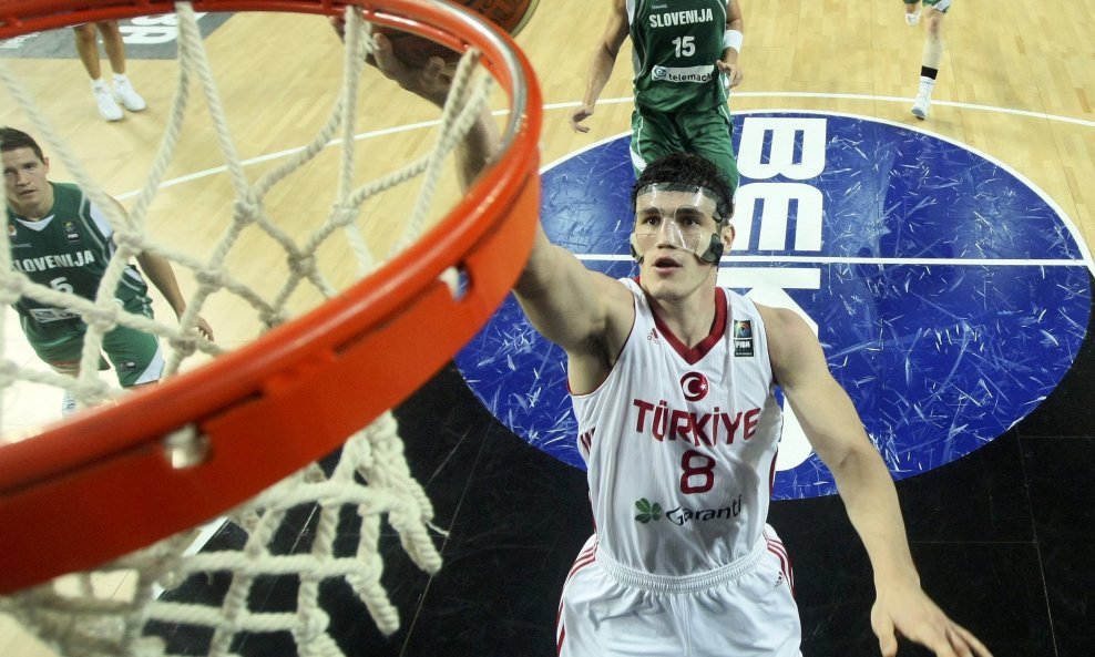 Ersan Ilyasova