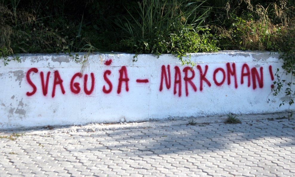 svagusa grafit 72
