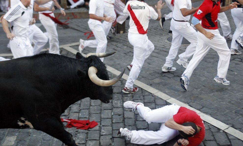 2010-07-07T065351Z_01_SVP01_RTRIDSP_3_SPAIN