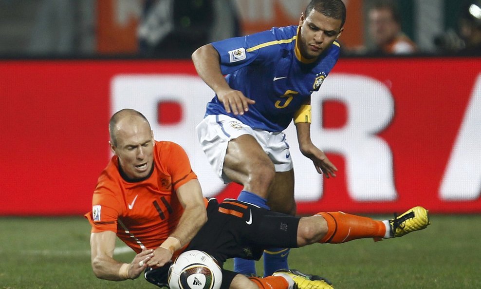 Arjen Robben Felipe Melo