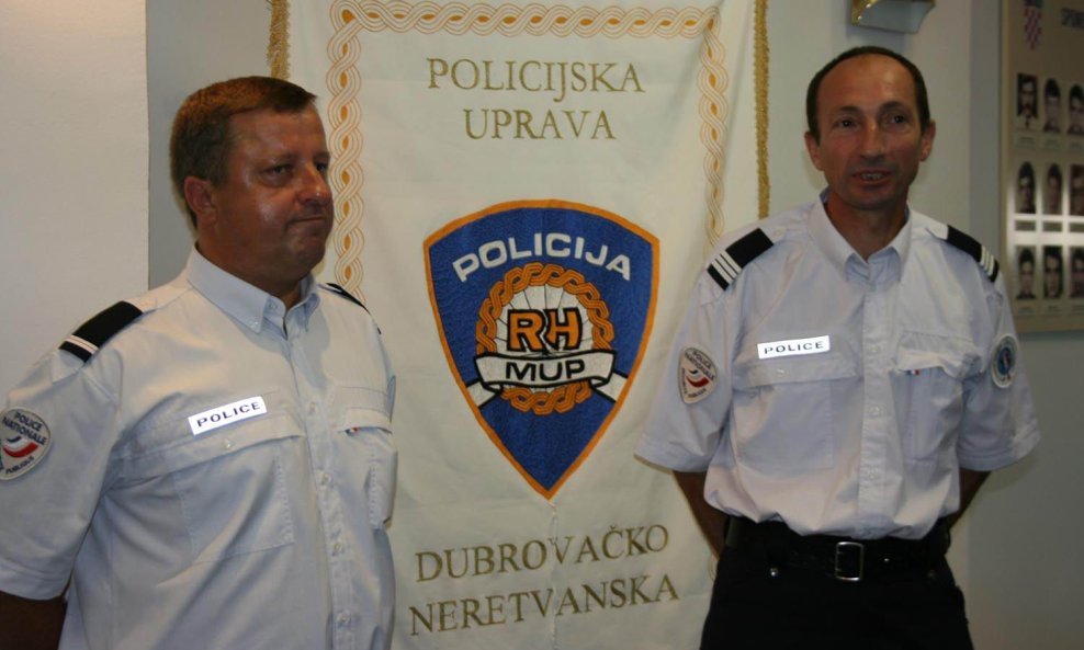 policija