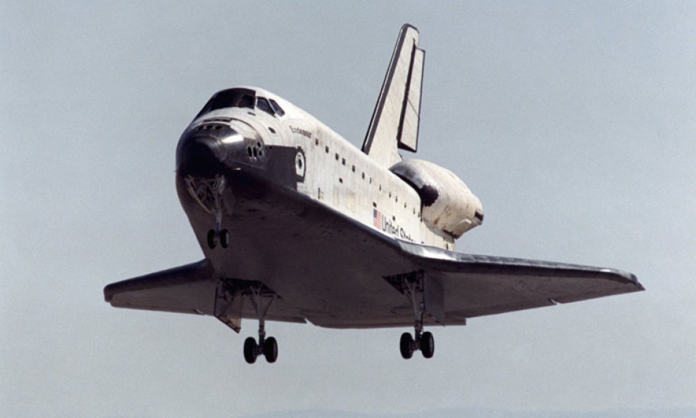 svemirska letjelica space shuttle endeavour