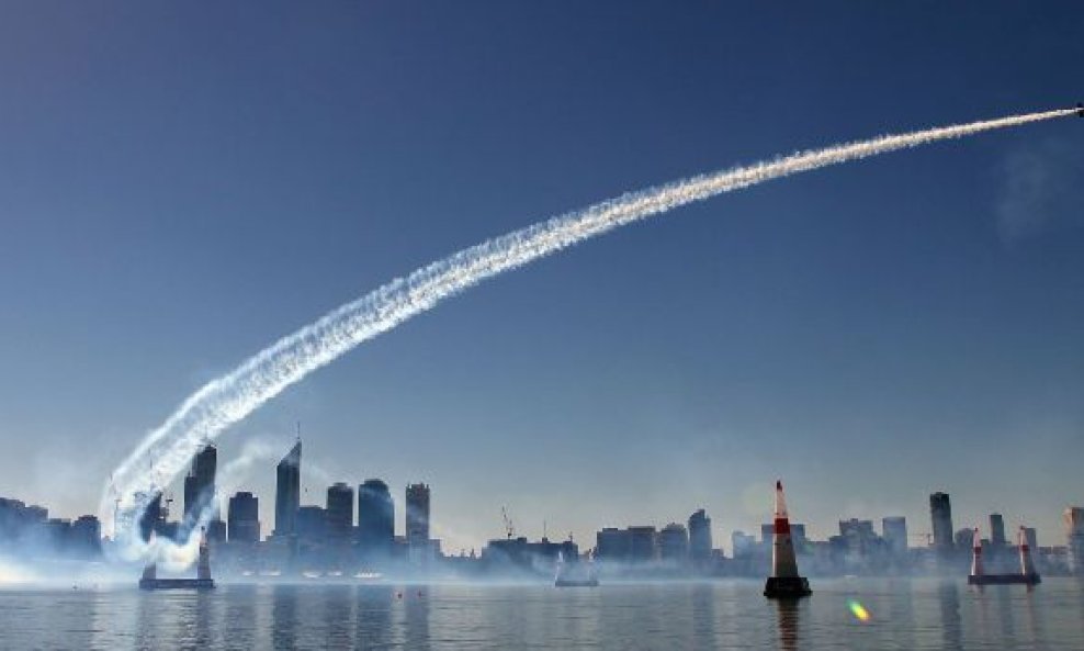 Hannes Arch, Red Bull Air Race Perth 2010