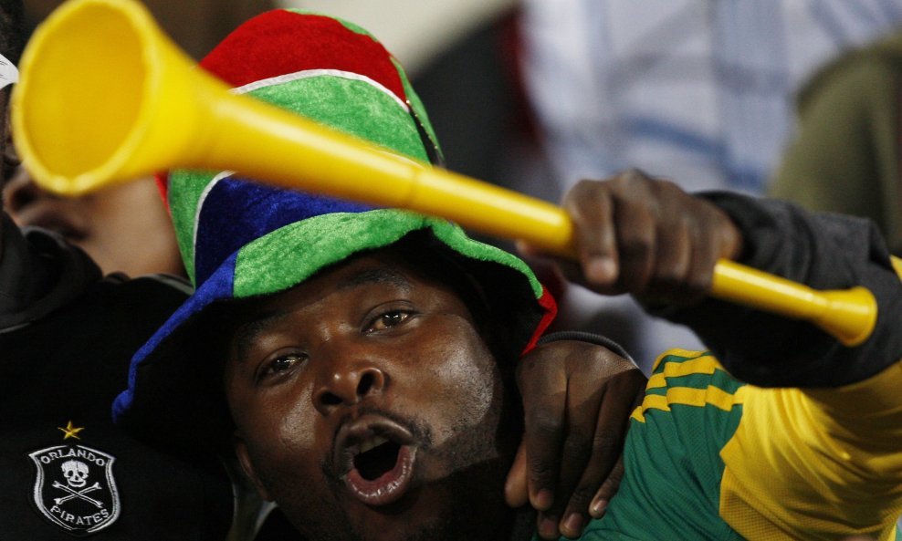 Fifa razmišlja da zabrani trube koji su uobičajeni rekviziti navijača afričkih reprezentacija