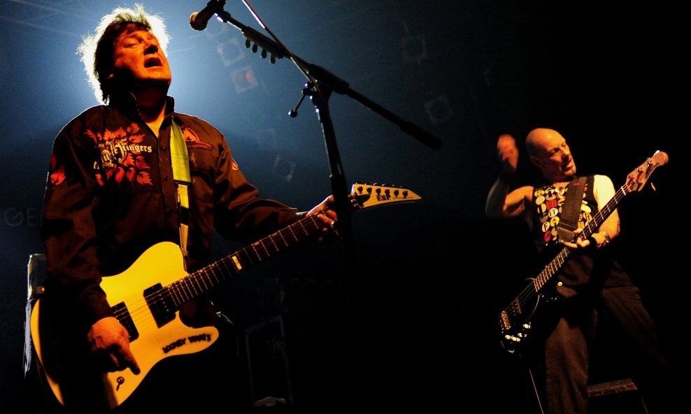 stiff little fingers 2