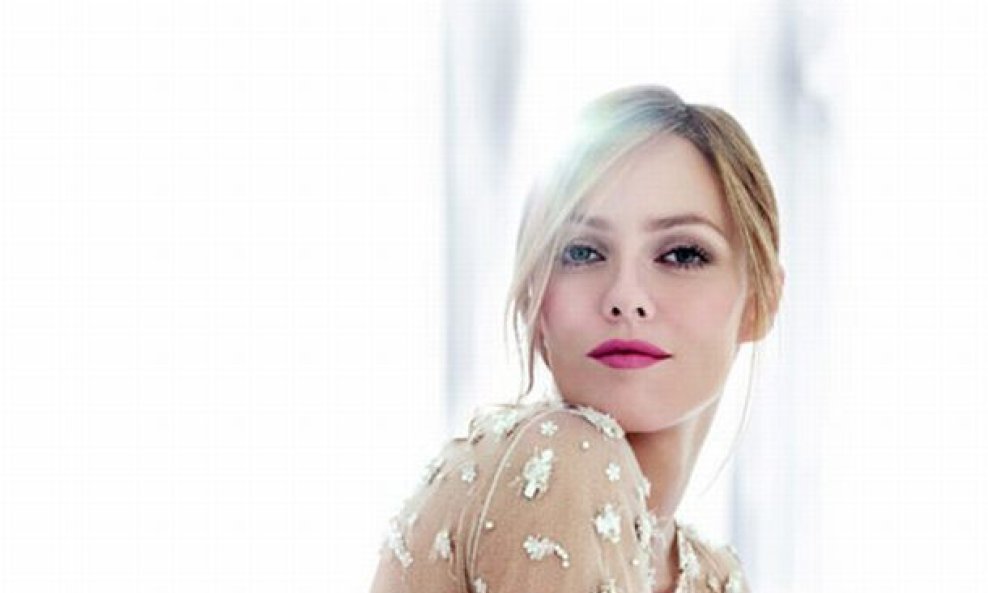 Chanel Rouge Coco, Vanessa Paradis VIZUAL