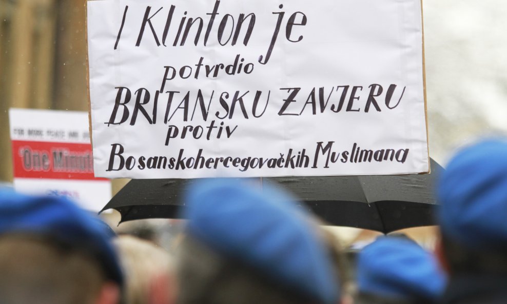 PROSVJED EJUP GANIĆ