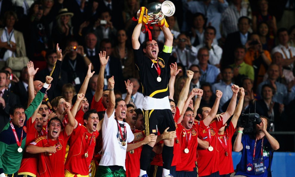 Na Europskom prvenstvu u Austriji i Švicarskoj Španjolska je finalu slomila Njemačku 