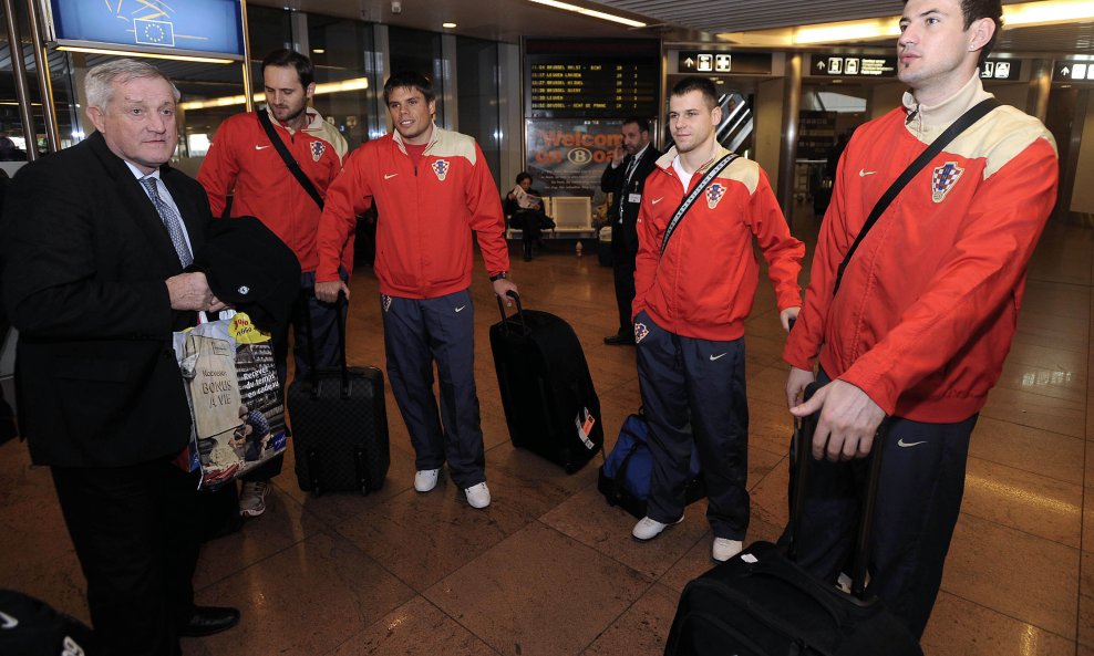 Zorislav Srebrić s hrvatskim reprezentativcima u Belgiji