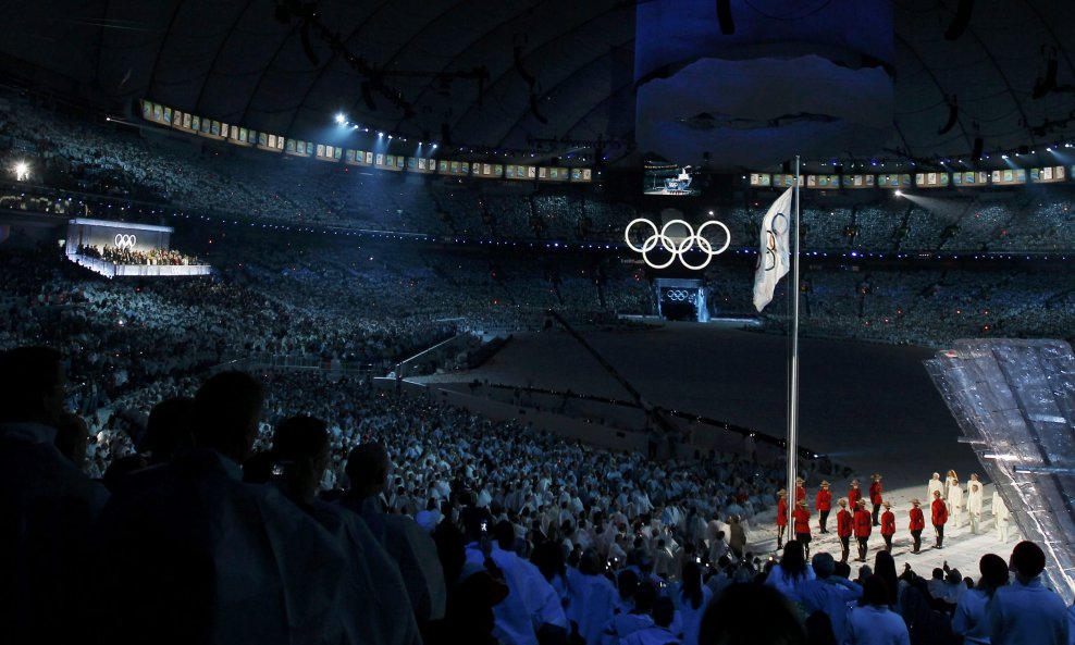 Olimpijski stadion u Vancouveru tijekom svečanosti otvaranja XXI. ZOI