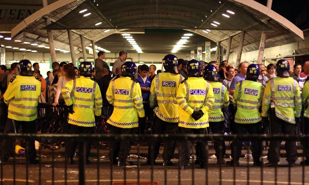 West Ham - Millwall navijači