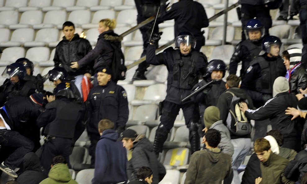 Torcida Poljud policija 