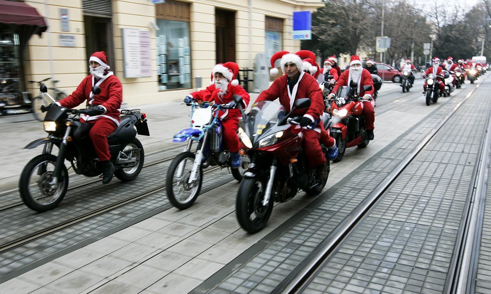 Motomrazovi