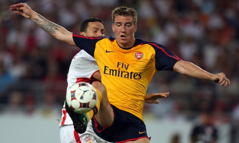 Nicklas Bendtner Arsenal sezona 2008/09.