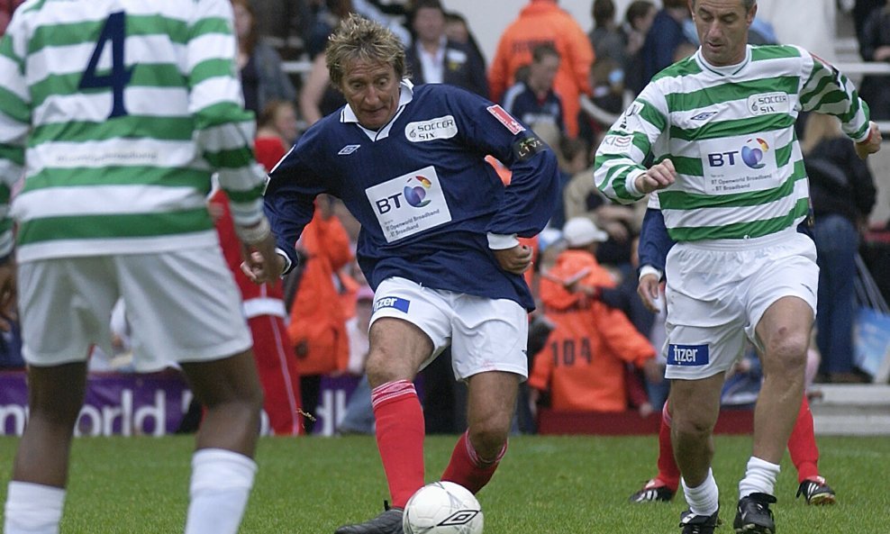 Rod Stewart, Ian Rush, 2003