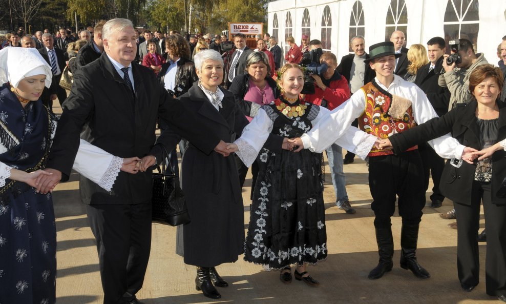 Jadranka Kosor kolo Vinkovci