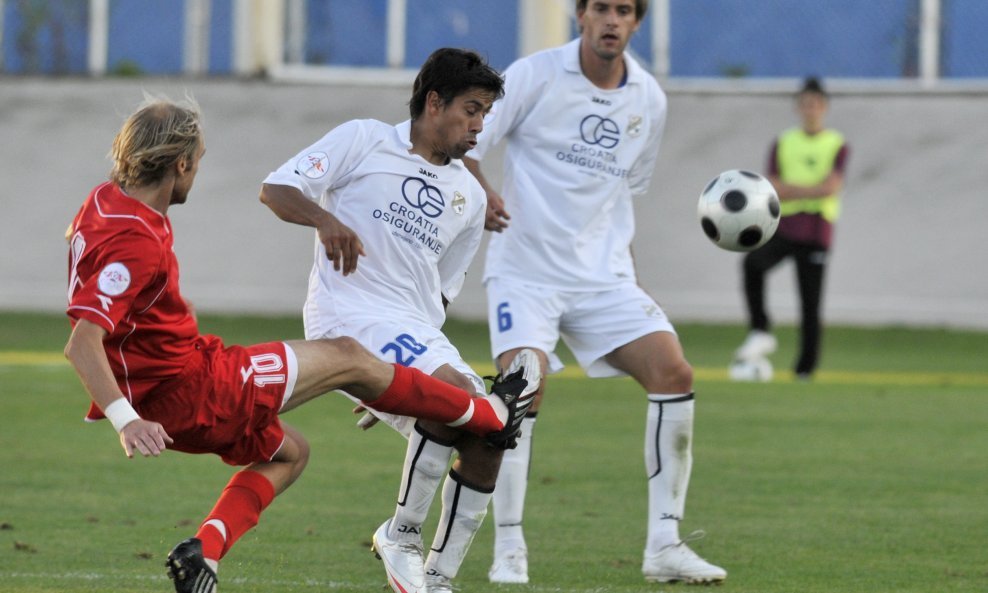 Jasmin Agić (Croatia) i Ramon Fernandez (Rijeka)