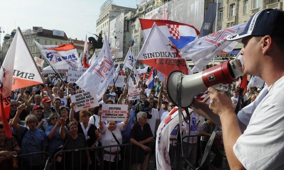 sindikalni prosvjed u zagrebu hus 2