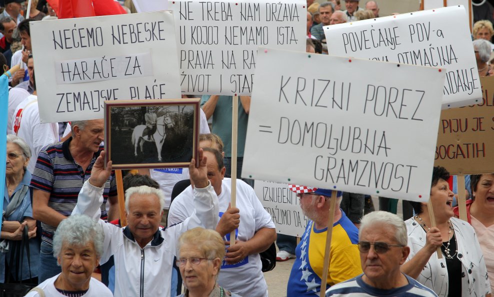 prosvjed_sindikat5-120909