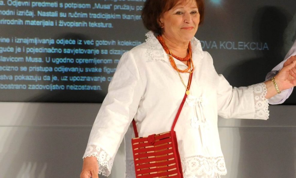 Mira Buconić