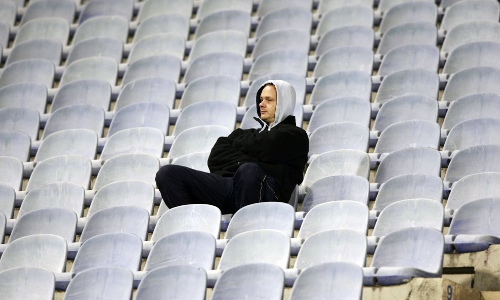 Dinamo-Nec, Kup UEFA 2008-09