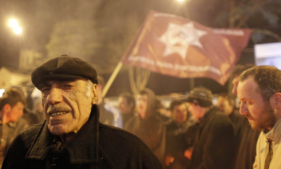 Prosvjednici u Gruziji traže ostavku predsjednika Sakašvilija.