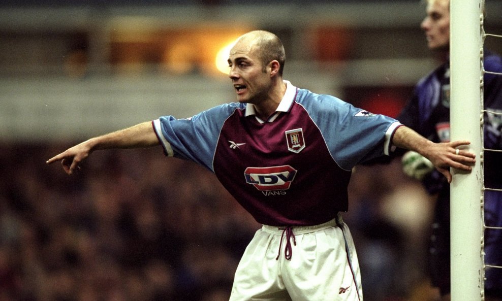 Alan Wright, Aston Villa