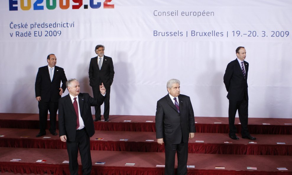 From (L to R) Cyprus Foreign Minister Markos Kyprianou, Poland's President Lech Kaczynski, Portugal's Foreign Minister Luis Amado, Cyprus' President Dimitris Christofias and Ireland's Foreign Minister Michael Martin pose for a family photo during a two-da