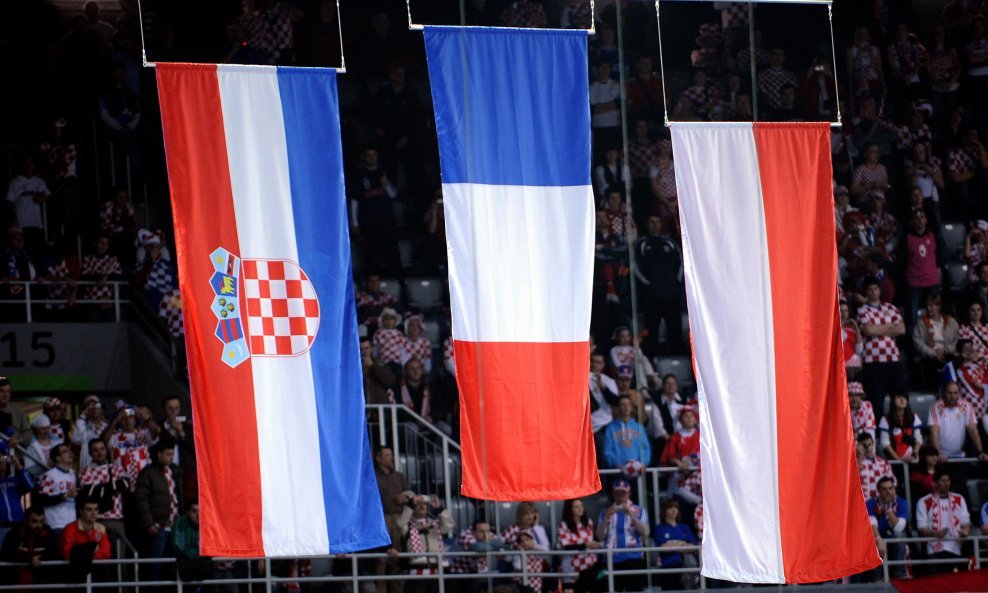 zastave-francuska, hrvatska, poljska