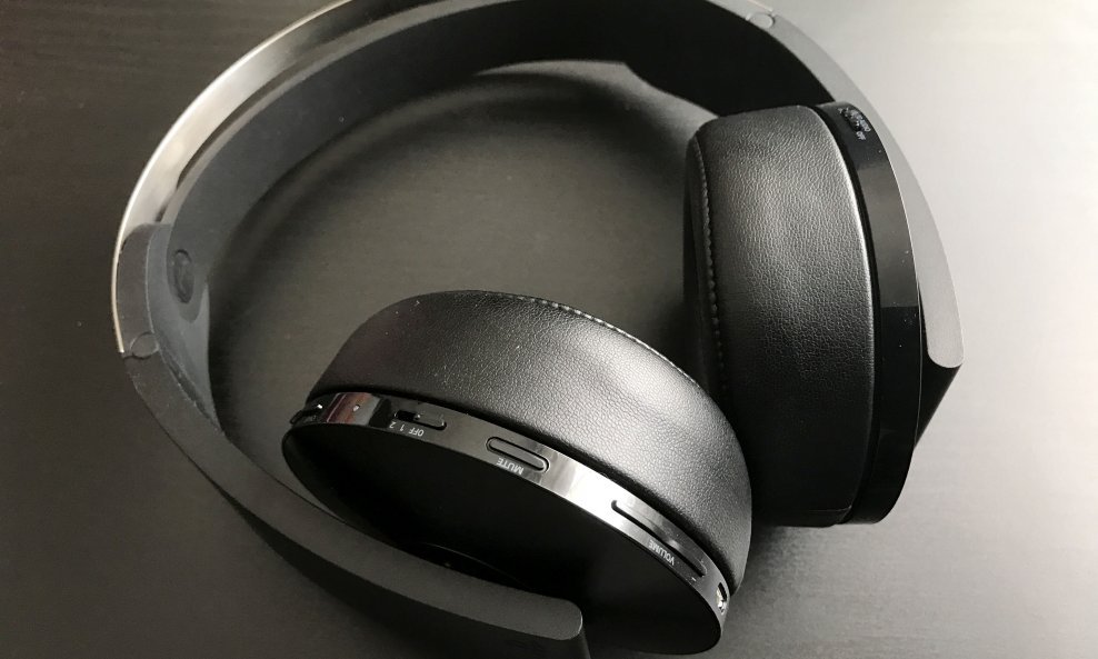 Sony platinum wireless headset