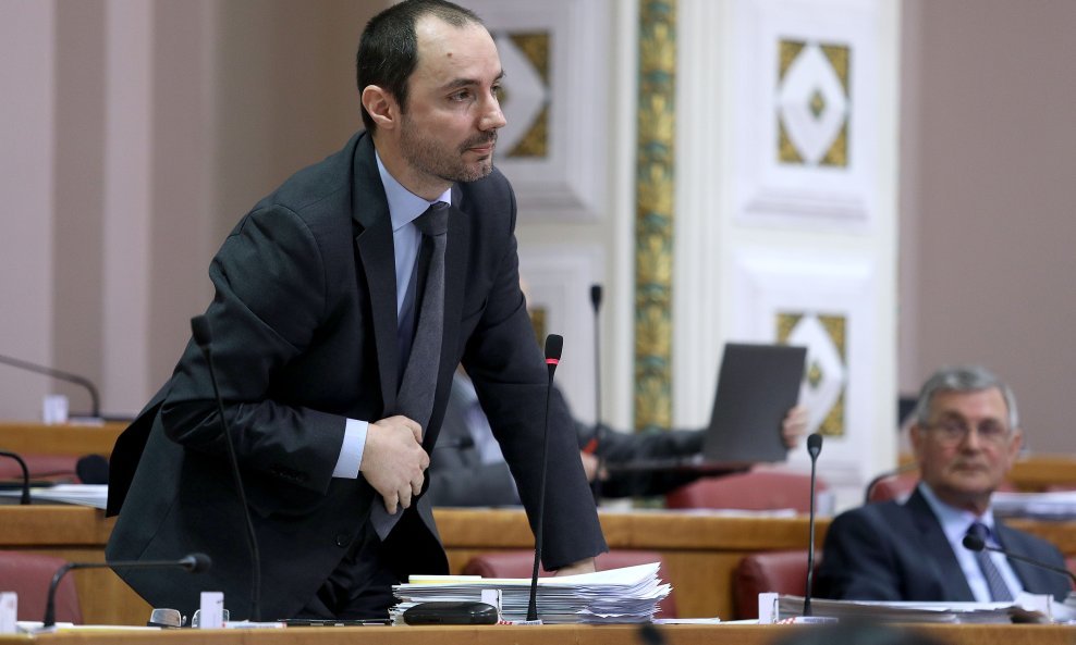 SDSS-ov Boris Milošević apelirao na policiju da otkrije provalnike u pravoslavne crkve