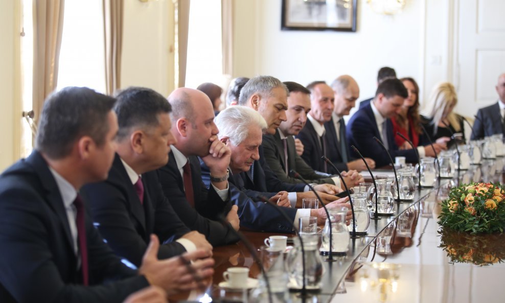 Ključni dobavljači Agrokora na sastanku s premijerom Plenkovićem