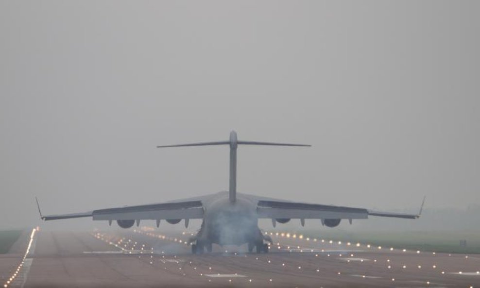 Avion zrakoplov